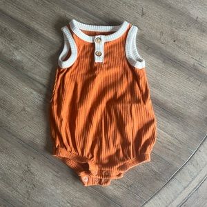 Cat & Jack Baby Romper Sleeveless Onesie Bodysuit